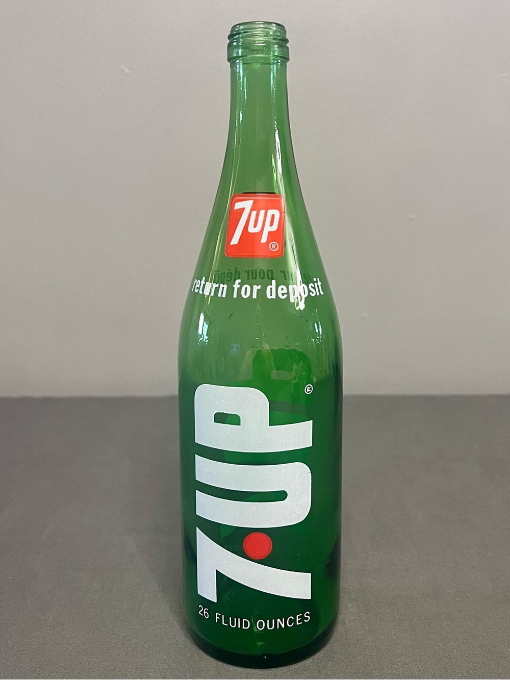 VTG 1970s 7Up Green Glass Soda Bottle 26 Oz ACL Retro Barware Decor 11.5”